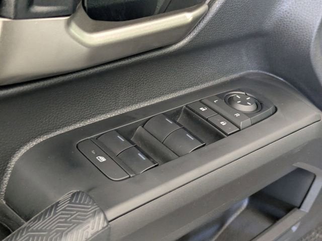 2025 Toyota Tacoma 4WD SR