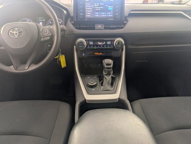 2022 Toyota RAV4 Hybrid LE