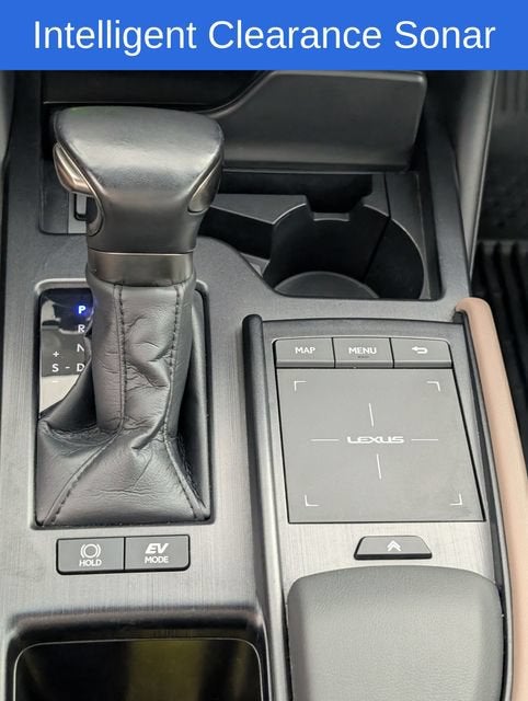 2022 Lexus ES 300h Ultra Luxury