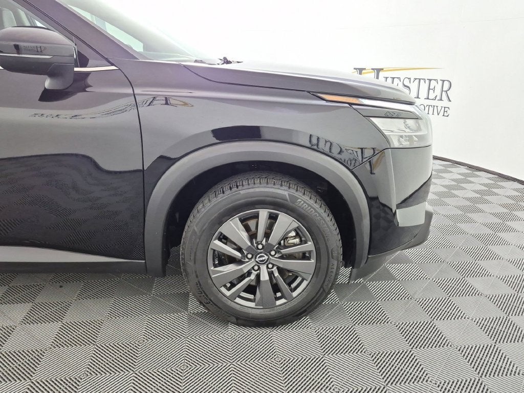 2022 Nissan Pathfinder SV 4WD
