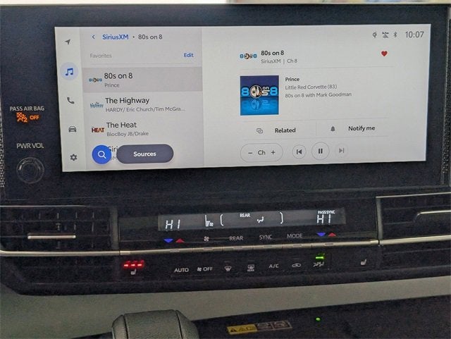 2025 Toyota Sienna XLE