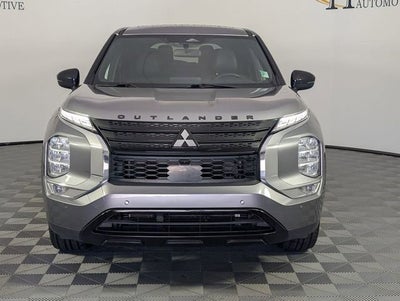2022 Mitsubishi Outlander SE