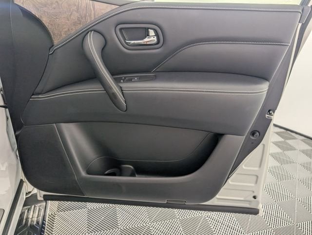 2023 INFINITI QX80 PREMIUM SELECT