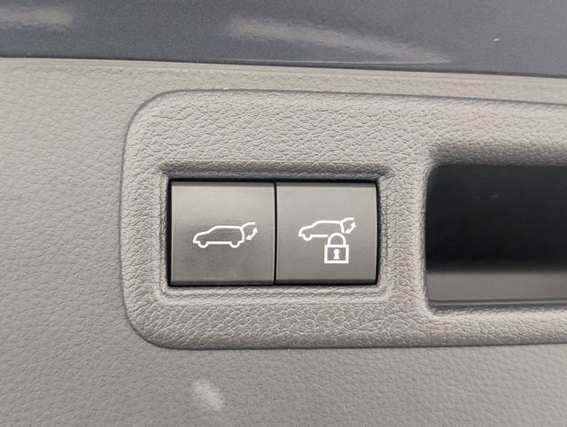 2022 Toyota Venza LE