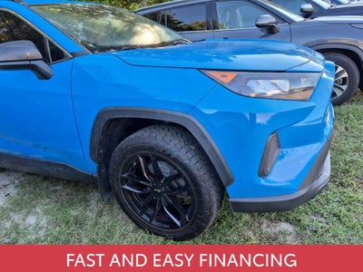 2019 Toyota RAV4 LE