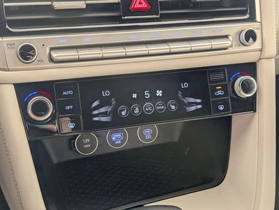 2025 Genesis G70 2.5T