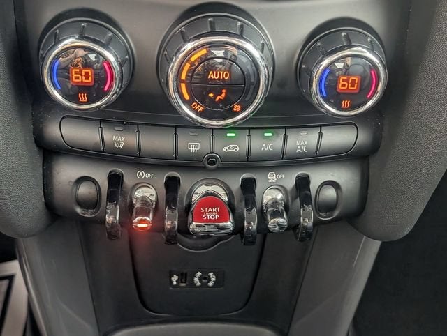 2017 MINI Hardtop Cooper