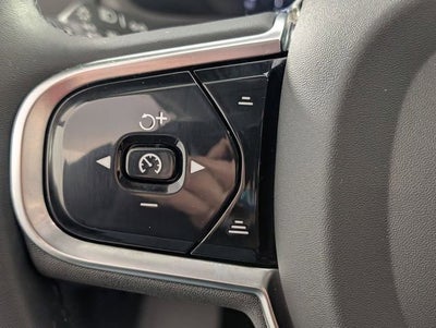2023 Volvo XC90 Recharge Plug-In Hyb Plus Dark Theme