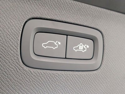 2023 Volvo XC90 Recharge Plug-In Hyb Plus Dark Theme