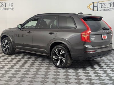 2023 Volvo XC90 Recharge Plug-In Hyb Plus Dark Theme